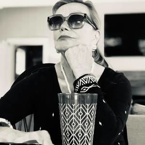 Meet your Posher, Mimi